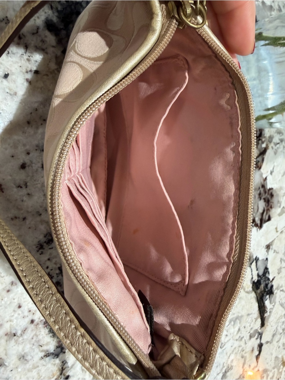 Y2K Coach Mini Shoulder Bag in Blush Beige with Gold Hardware vintage - Picture 14 of 14